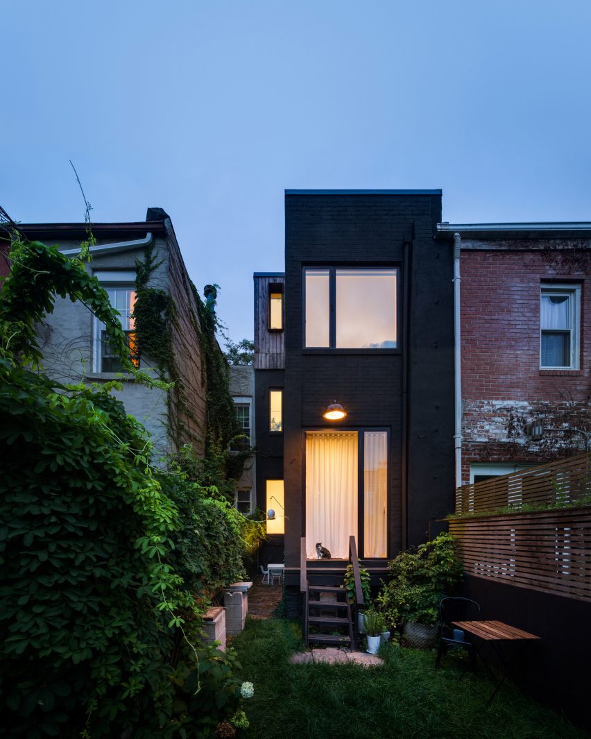 Brooklyn Row House 1 by Office of Architecture