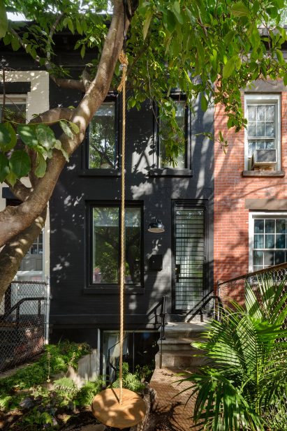 Brooklyn Row House 1 by Office of Architecture