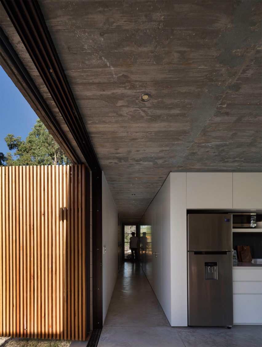 Casa Marindia by Masa Arquitectos