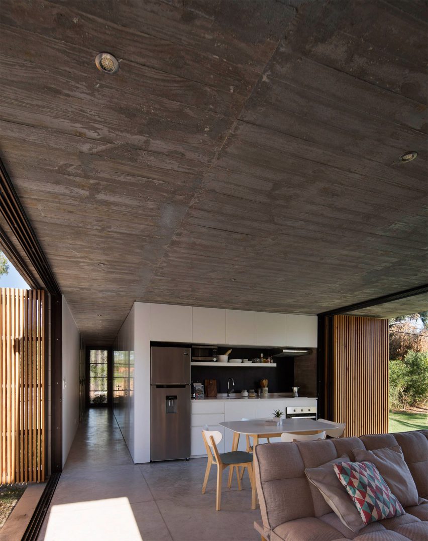 Casa Marindia by Masa Arquitectos