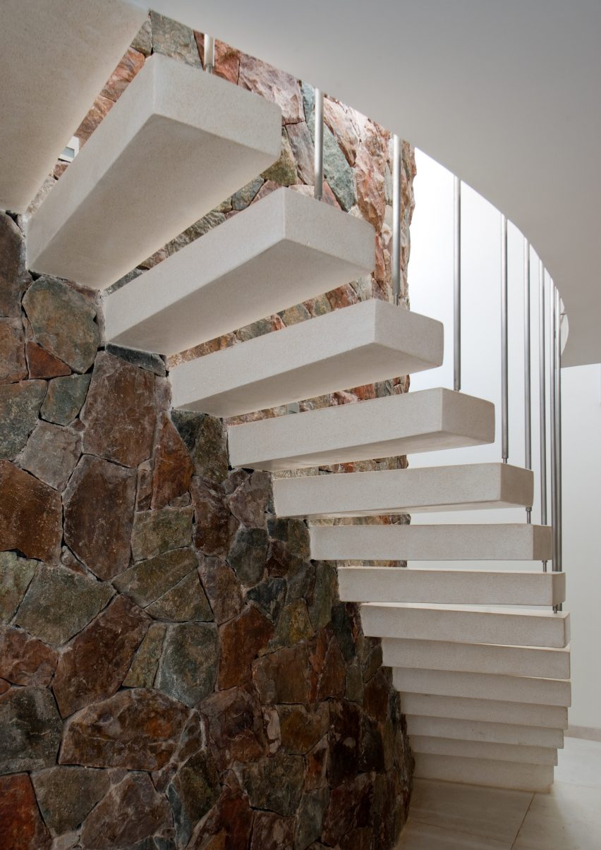 Casa Ronda by Marina Vella Arquitectura Urbanismo