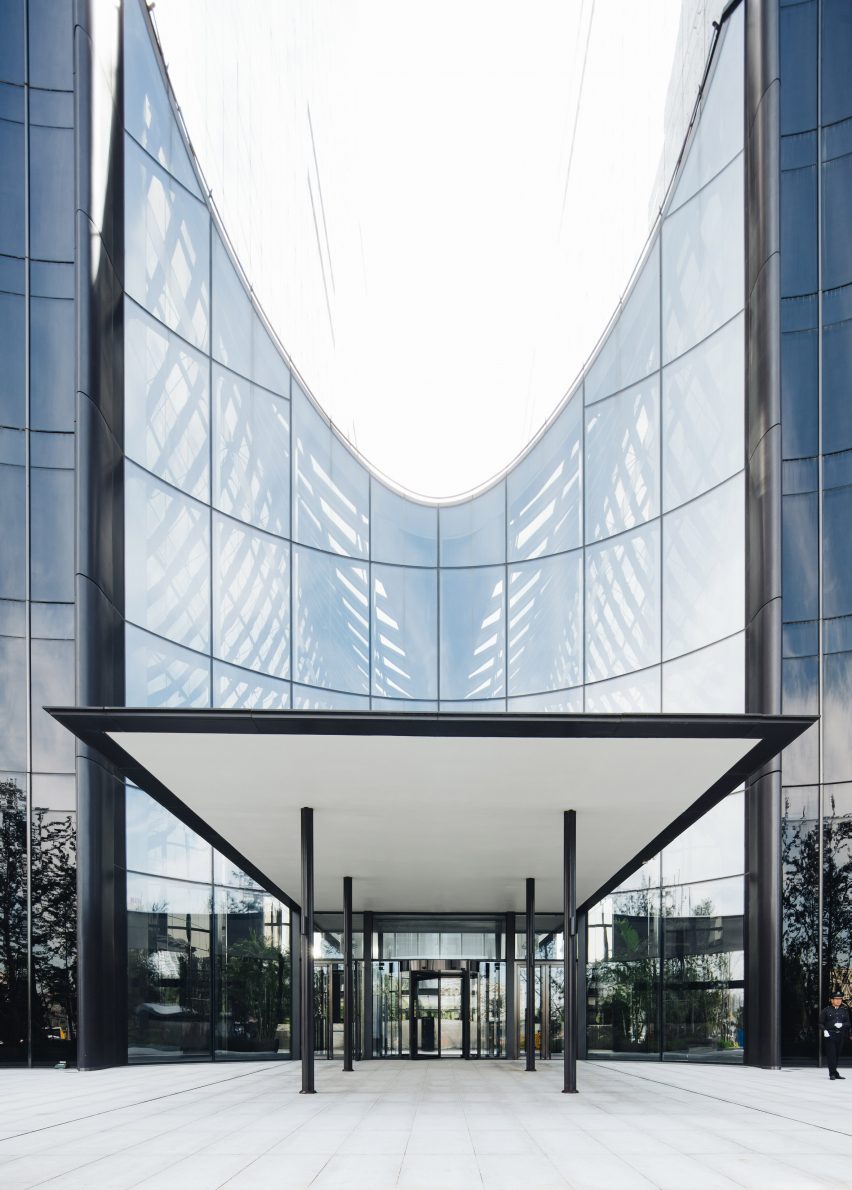 Chaoyang Plaza, MAD Architects photographed by Khoo Guo Jie