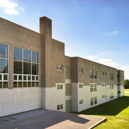 Clifty Creek Elementary School by Richard Meier & Partners, 1982