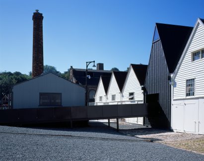 London office Baynes and Mitchell Architects was employed by Historic Dockyard Chatham to oversee the development of a series of galleries at its site on the River Medway in Kent.