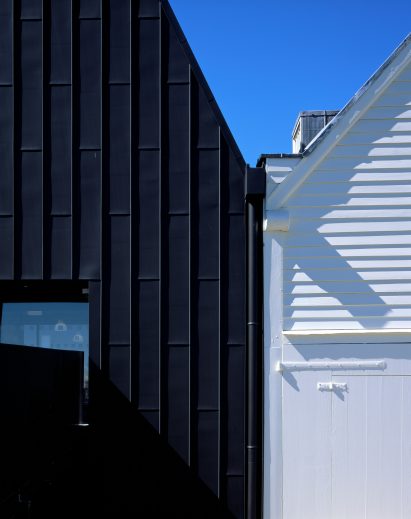 London office Baynes and Mitchell Architects was employed by Historic Dockyard Chatham to oversee the development of a series of galleries at its site on the River Medway in Kent.