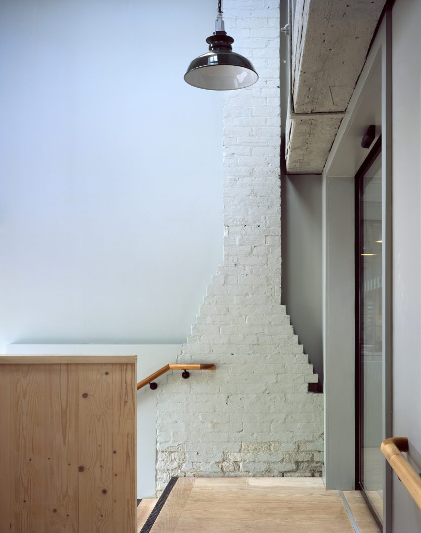 London office Baynes and Mitchell Architects was employed by Historic Dockyard Chatham to oversee the development of a series of galleries at its site on the River Medway in Kent.