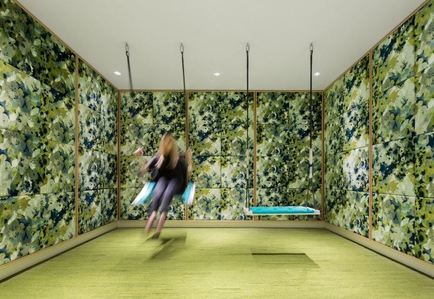 Fairmont The Queen Elizabeth Hotel by Sid Lee Architecture