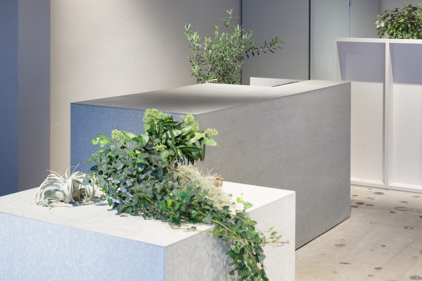 Gigi Verde flower shop by Sides Core