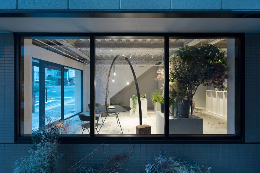 Gigi Verde flower shop by Sides Core