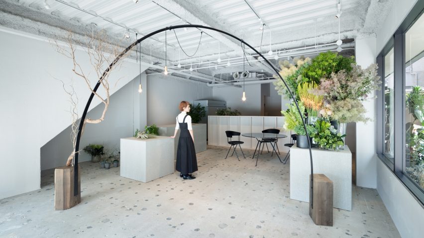 Gigi Verde flower shop by Sides Core