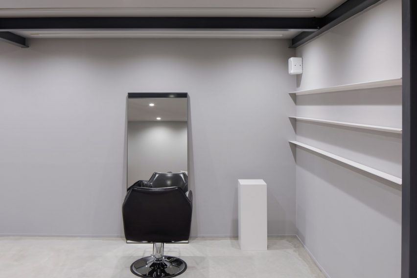 Hair salon in Japan by Hidenori Tsuboi Architects