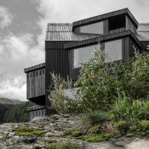 Hotel Bühelwirt by Pedevilla Architects