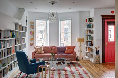 House for Booklovers and Cats by BFDO Architects