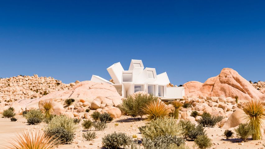 Joshua Tree Residence by Whitaker Studio