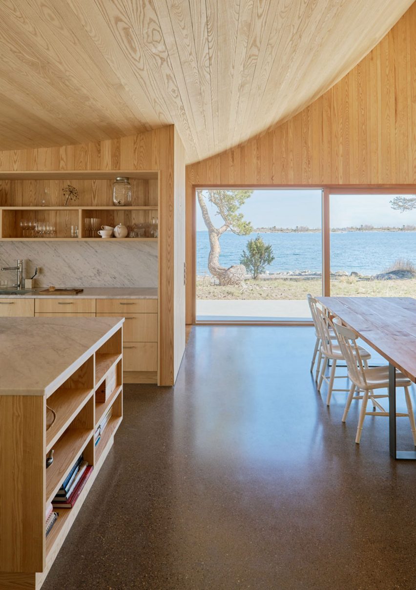 Swedish studio Tham & Videgård Arkitekter design a summer house in Stockholm