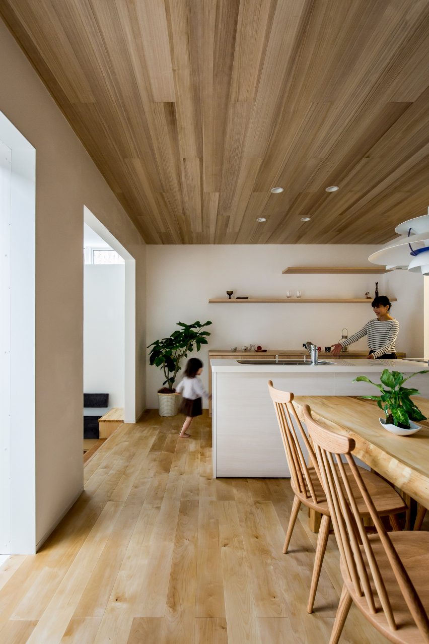 Kyomachi House by Hearth Architects