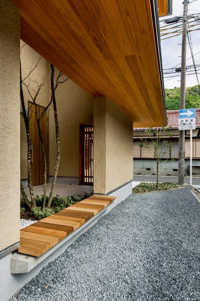 Kyomachi House by Hearth Architects