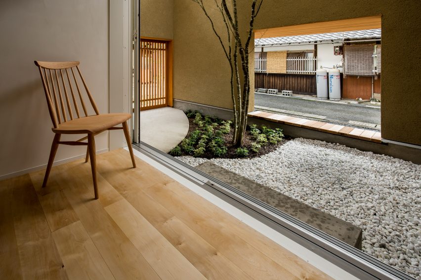 Kyomachi House by Hearth Architects