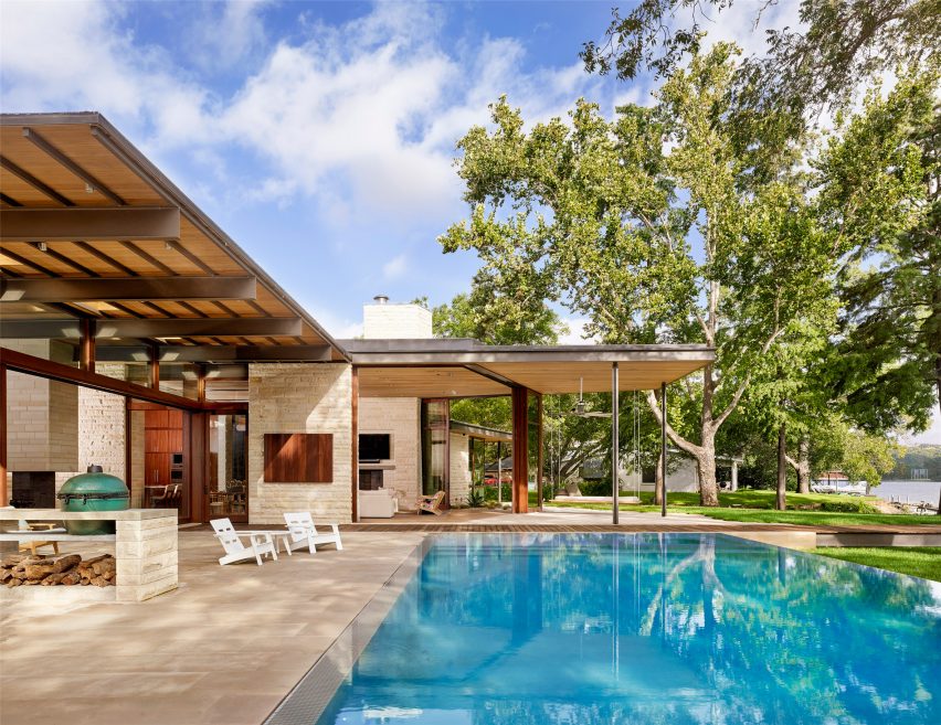 Lake Austin Residence by A Parallel Architecture