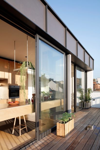 Lincoln apartment by Notan Office in Brussels