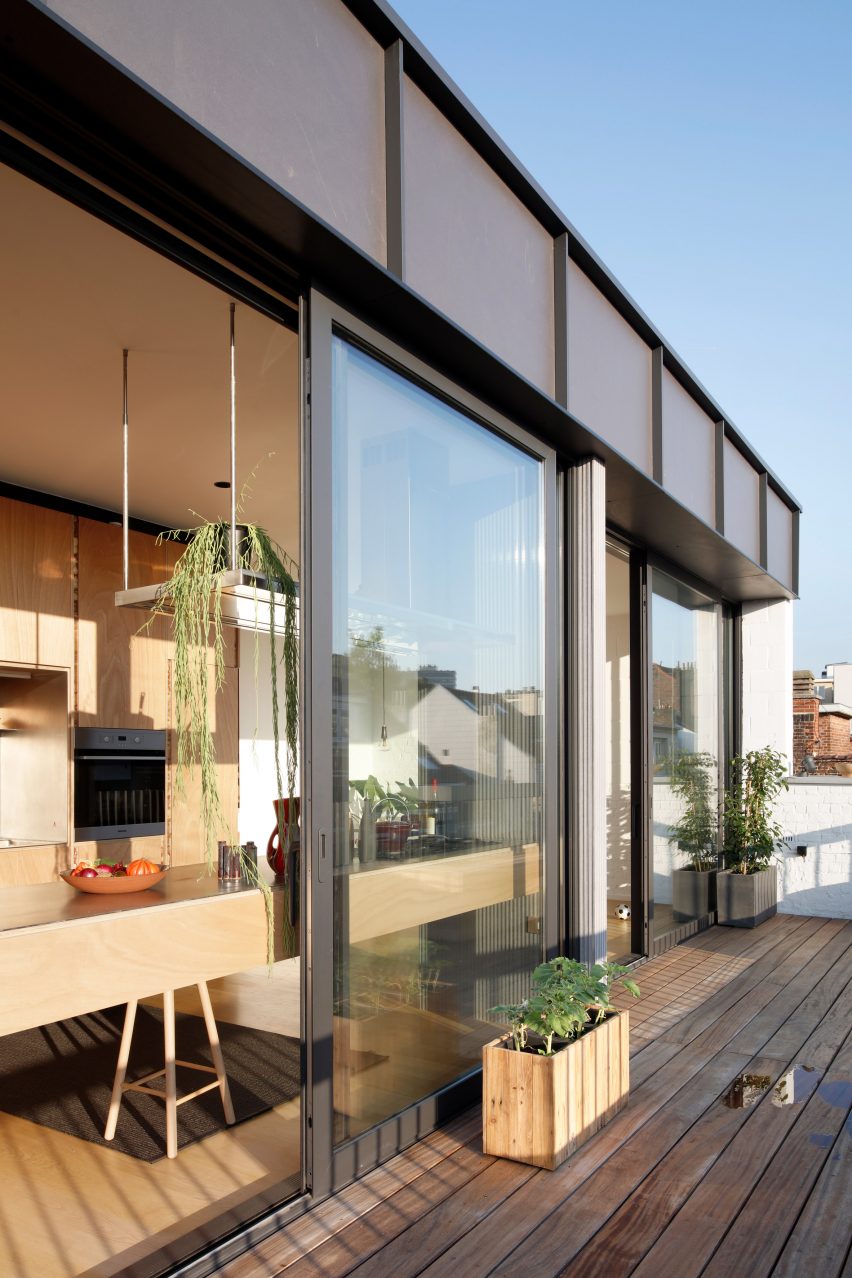 Lincoln apartment by Notan Office in Brussels