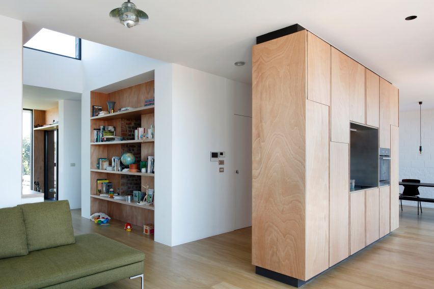 Lincoln apartment by Notan Office in Brussels