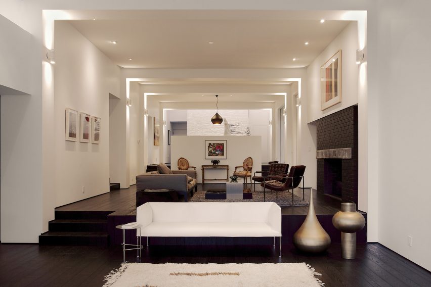 Modern Oasis by SkB Architects
