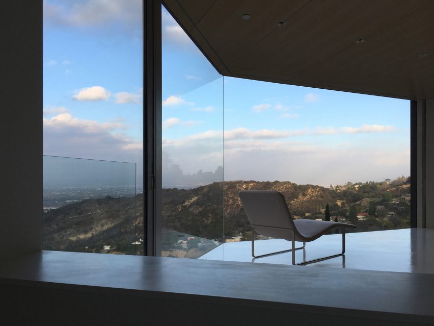 Mullholland Drive by 1m Project