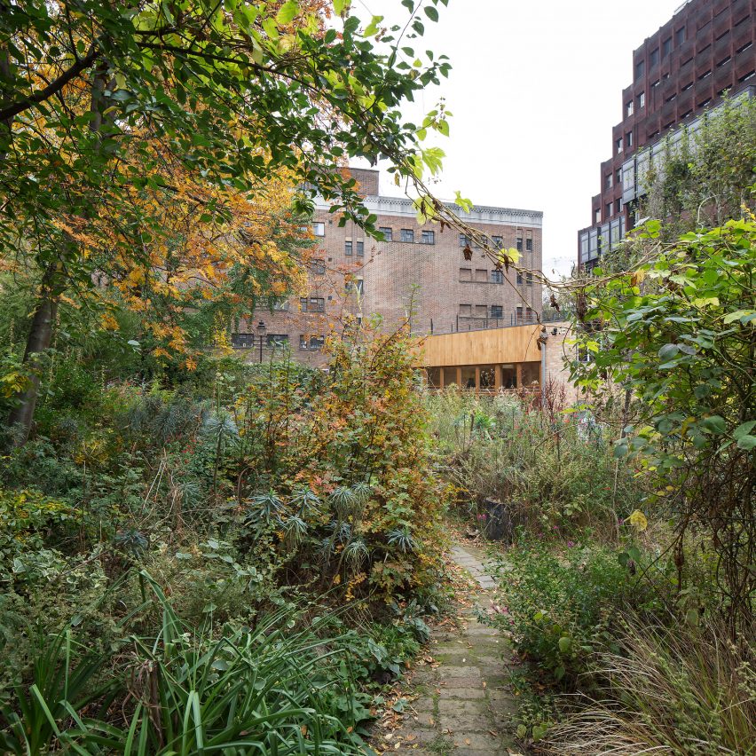 Phoenix Garden Community Building by Office Sian