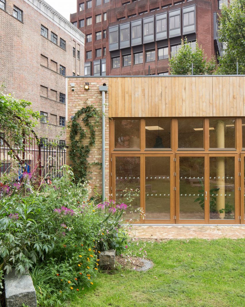 Phoenix Garden Community Building by Office Sian