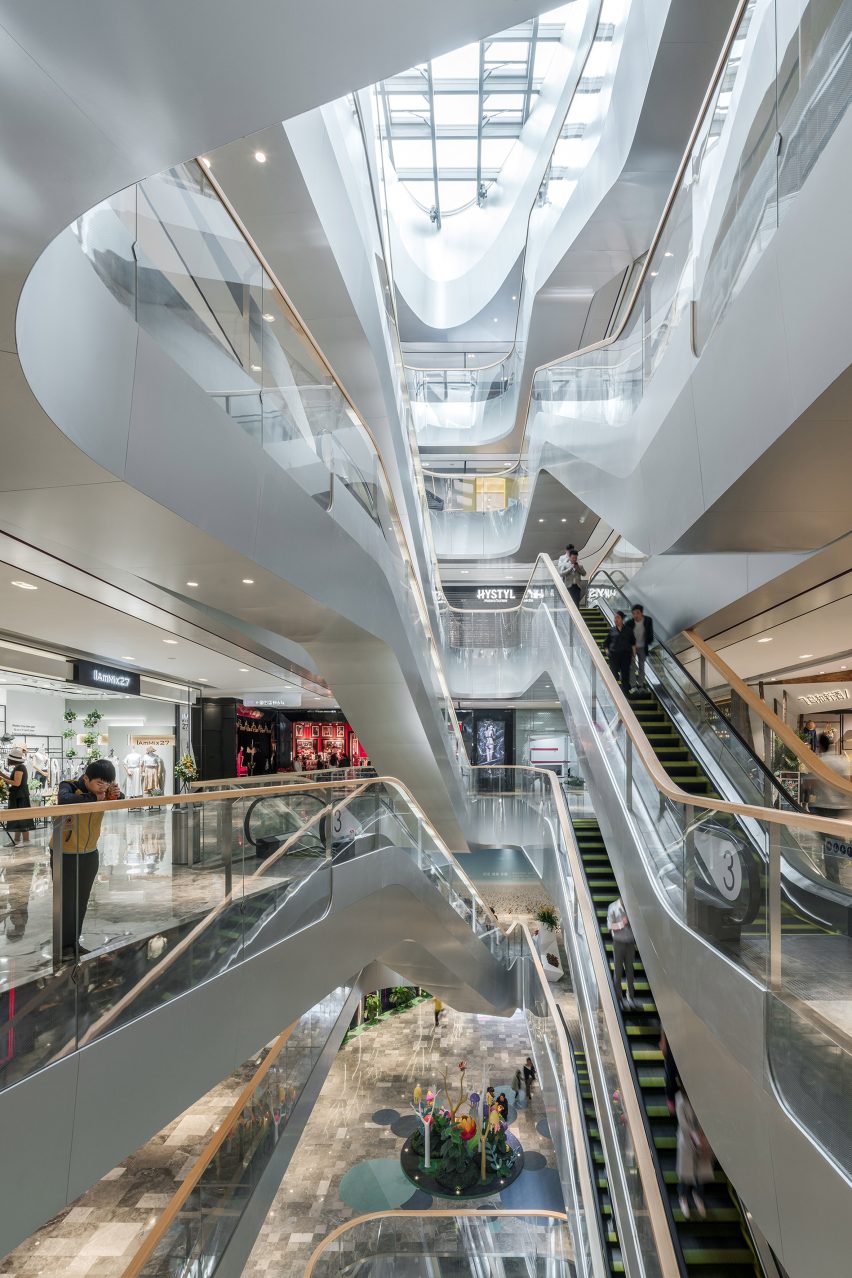 UNStudio completes a mixed-use development in Hangzhou, China