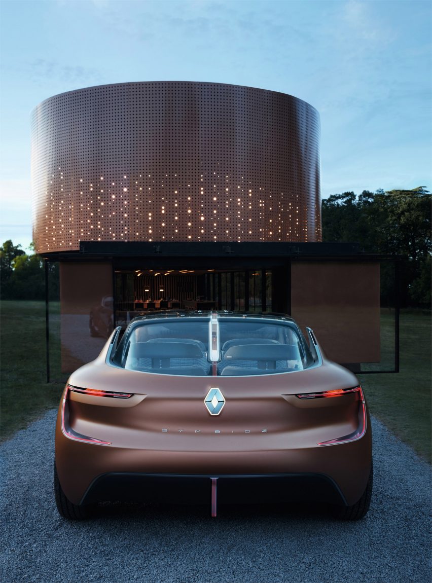 Renault showcases its new concept car Symbioz at 2017 Frankfurt Motor Show