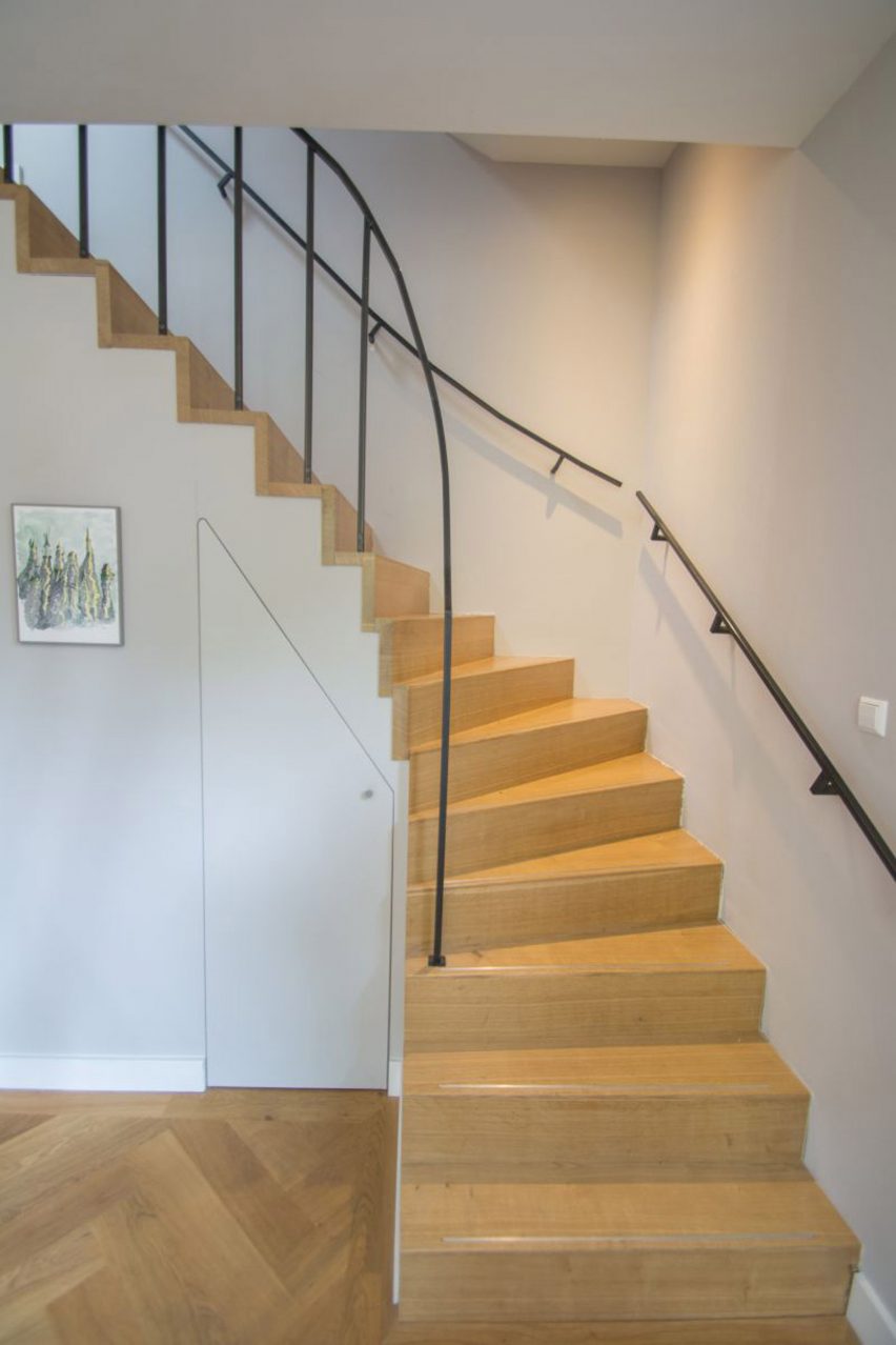 Ancient monastery wall slices through Utrecht house extension