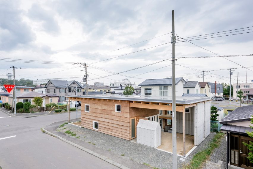 Jun Igarashi Architects have devised an ingenious solution for Hokkaido's snowy winters