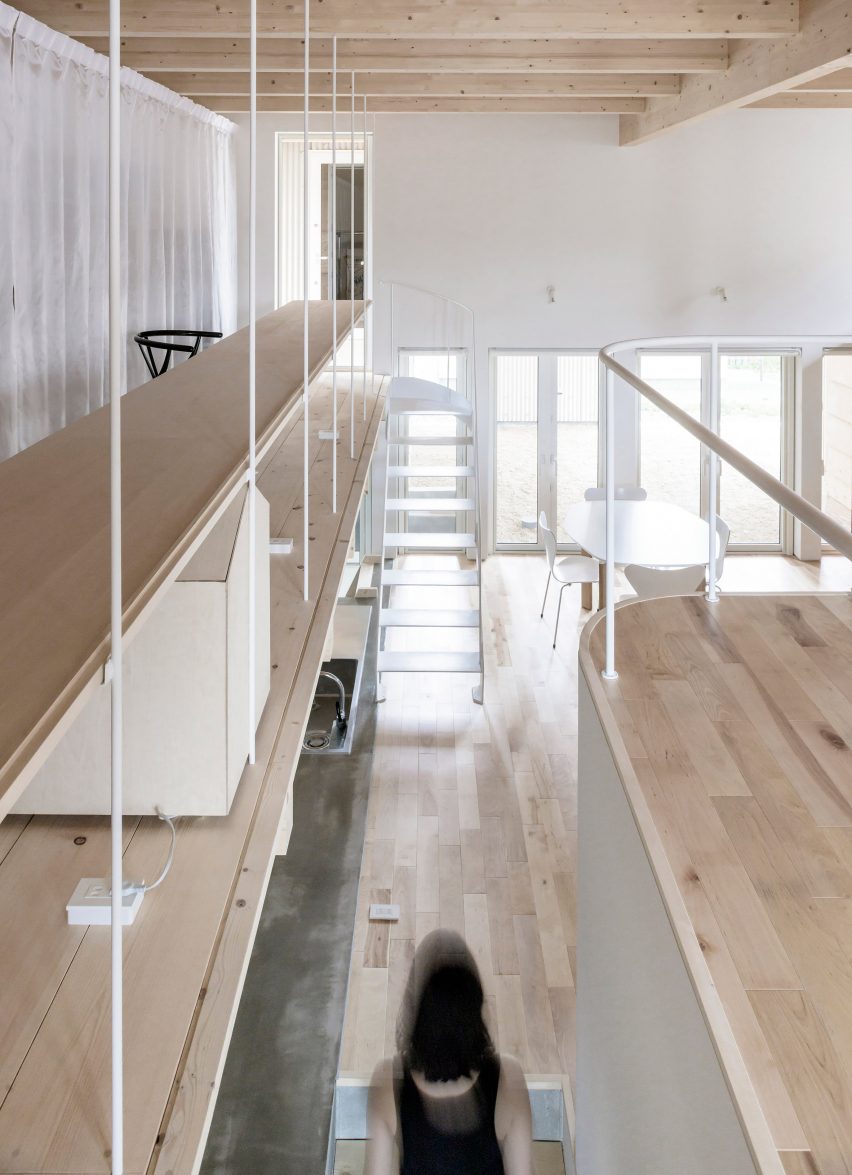 Jun Igarashi Architects have devised an ingenious solution for Hokkaido's snowy winters