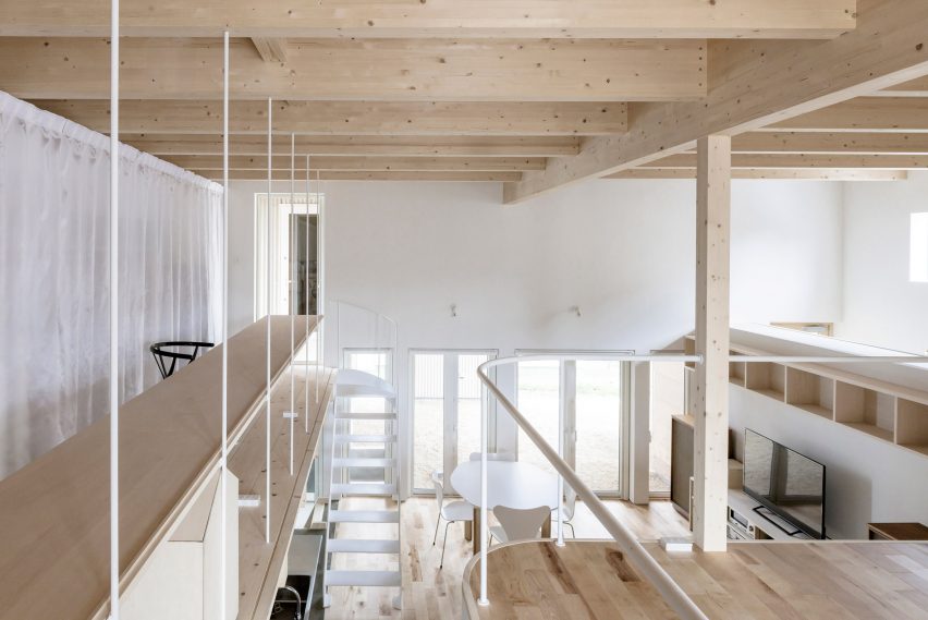 Jun Igarashi Architects have devised an ingenious solution for Hokkaido's snowy winters