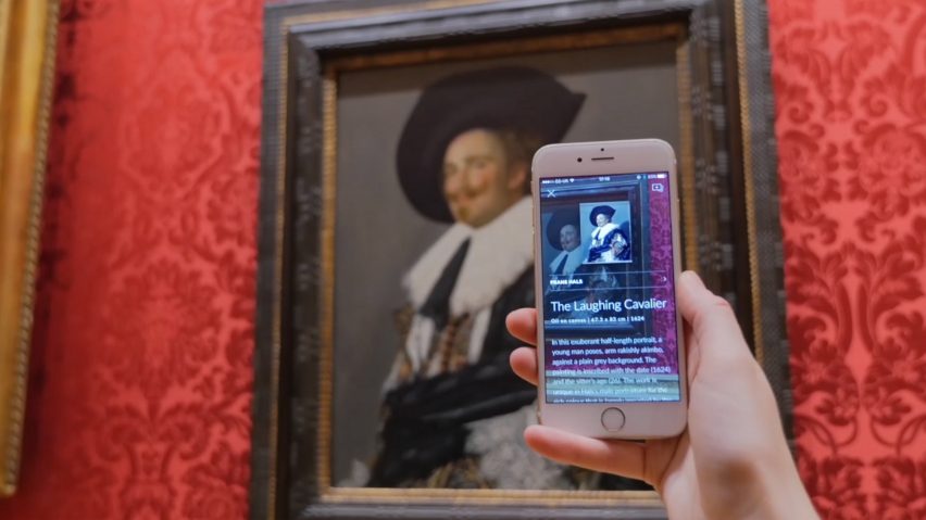 Smartify app scans artwork to identify them.