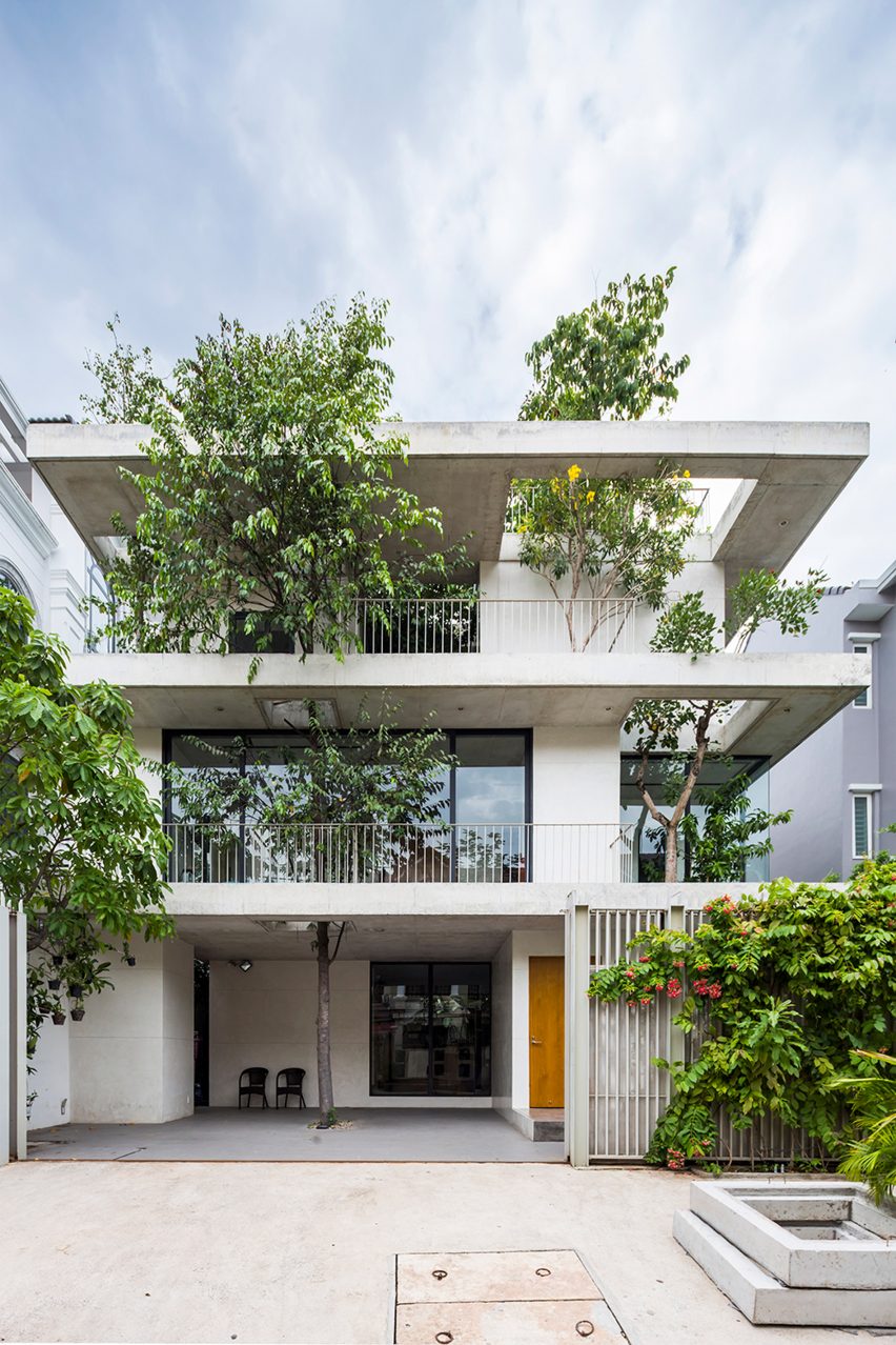 Stacked planters house by Vo Trong Nghia architects.