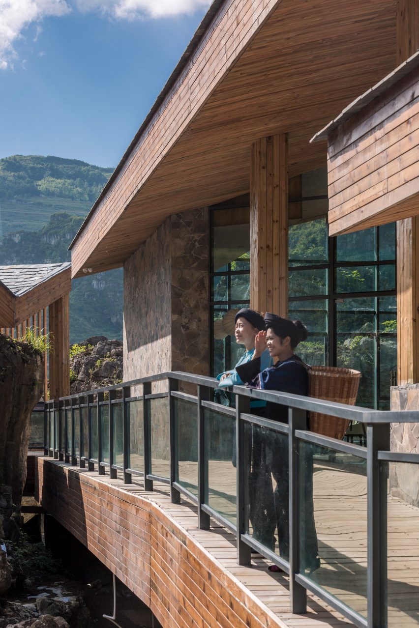 Tourist Center of Anlong Limestone Resort by 3andwich Design and He Wei Studio