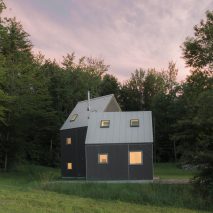 Tunbridge Winter Cabin by New Affiliates