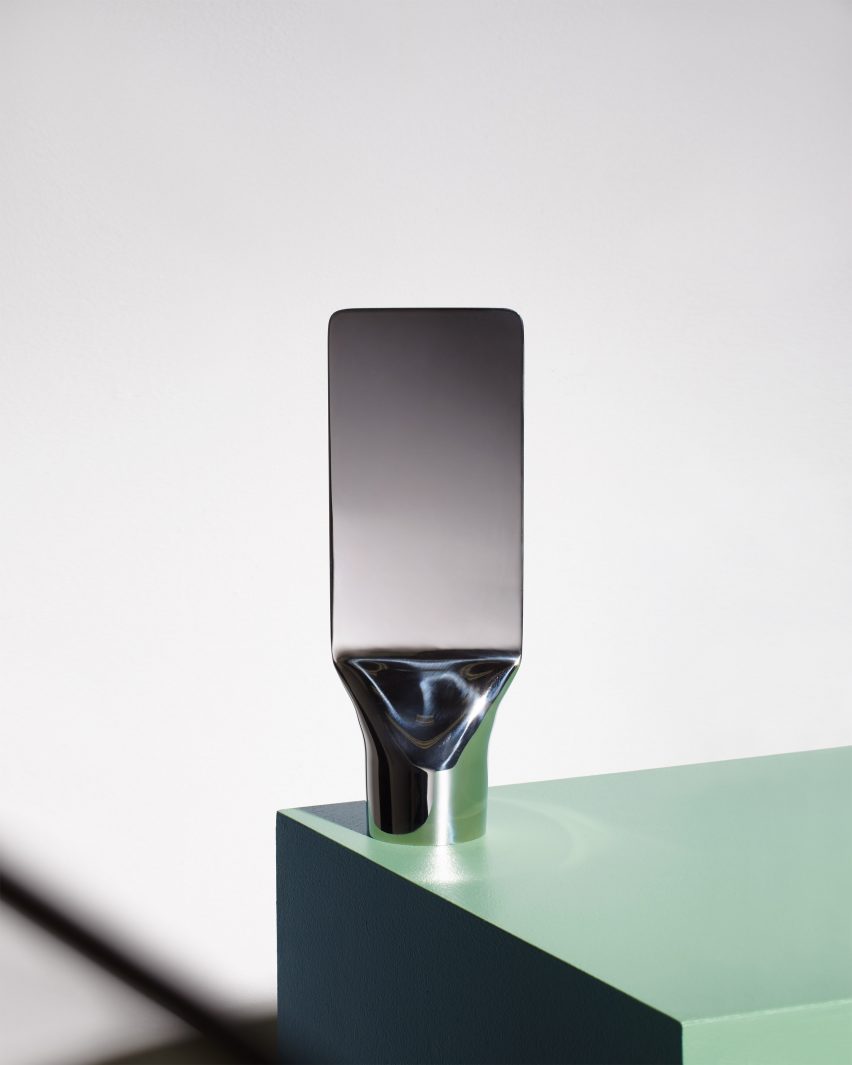 Umbra shift mirror by Philippe Malouin