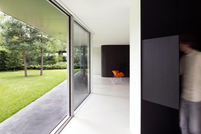 Villa X by Barcode Architects
