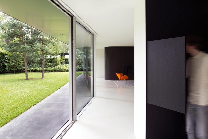 Villa X by Barcode Architects