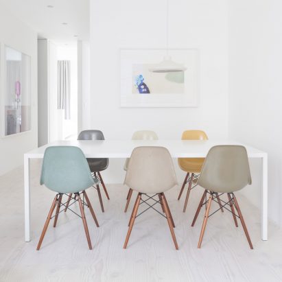 HASA Architects transforms London apartment into “seamless white box”