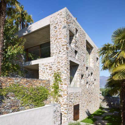 Wespi de Meuron Romeo Architetti uses local stone and plaster for lakeside house in Switzerland