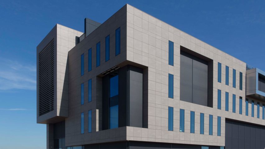 Mosa launches ventilated porcelain facade cladding in UK