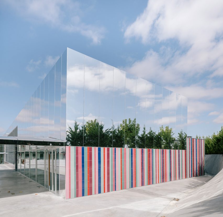 Almost Invisible House
