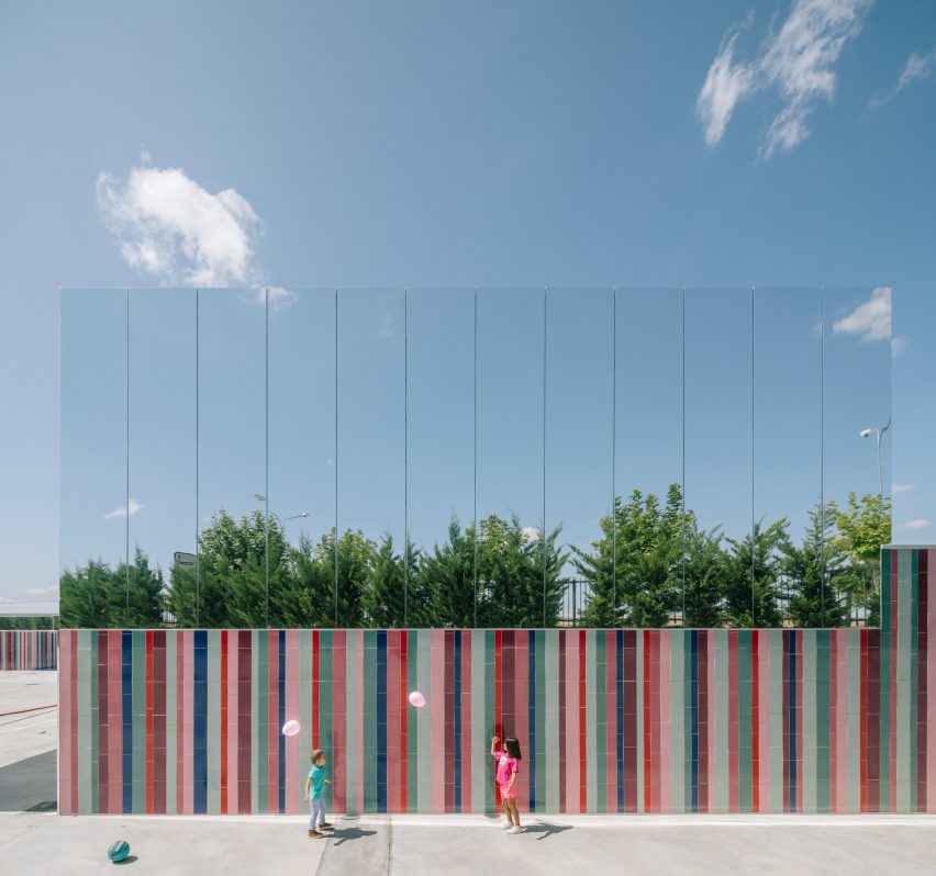 Almost Invisible House