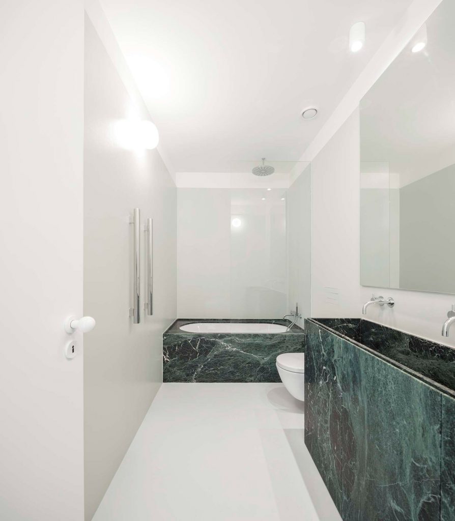 Apartment AMC by Rar Studio