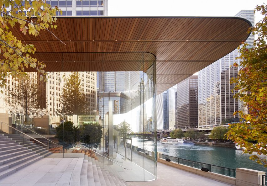 Apple Michigan Avenue